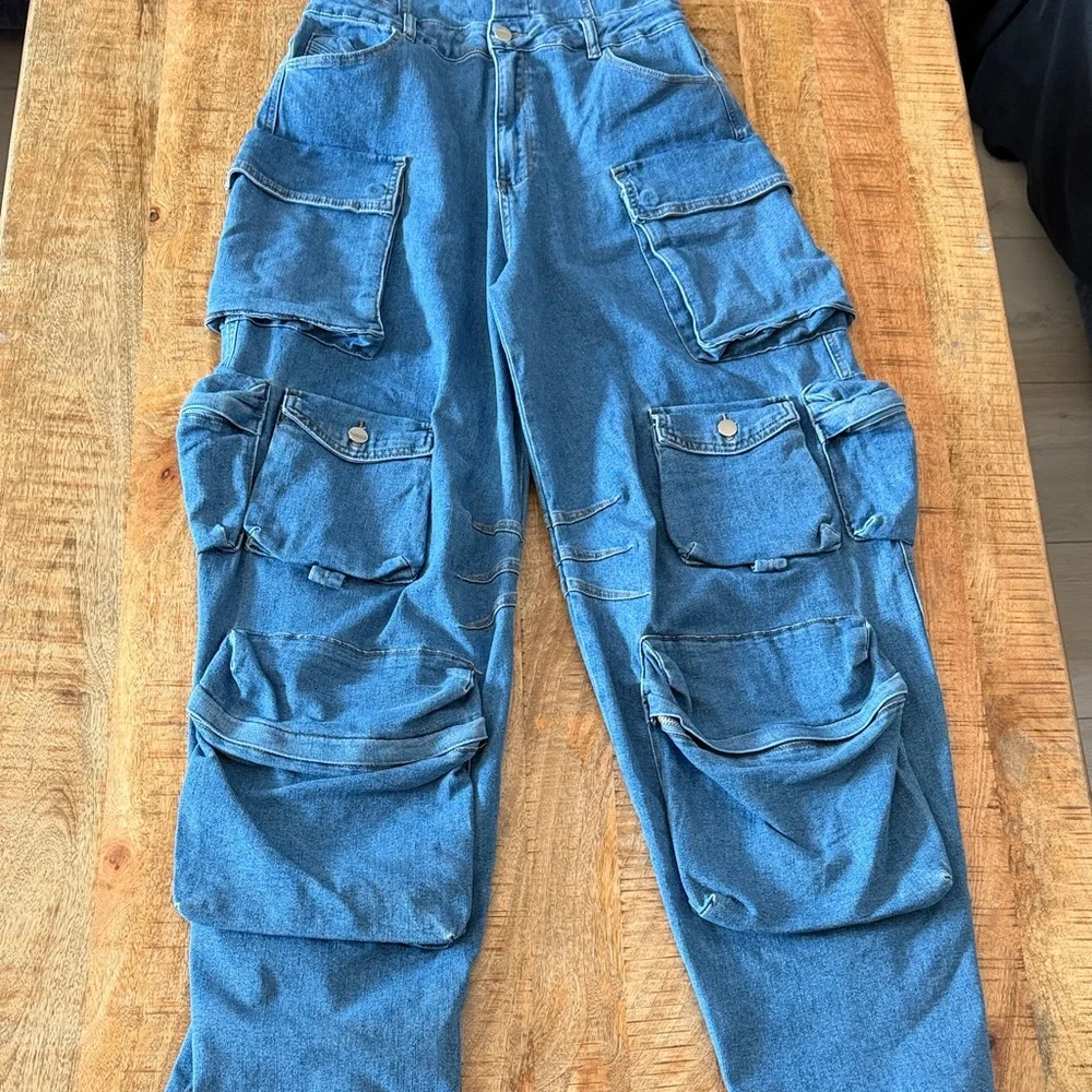 Denim jumpsuit with pockets - Picture 3 of 11